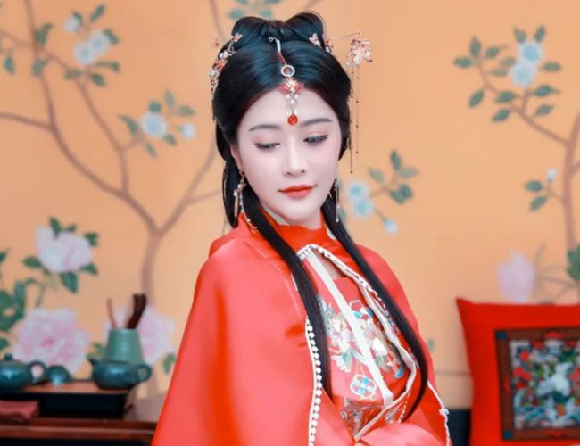 青岛市南泰式按摩会所艺师风采（十）只要你敢来就让你好看